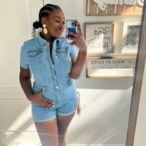 SHEIN Light Blue Denim Short Sleeve Romper